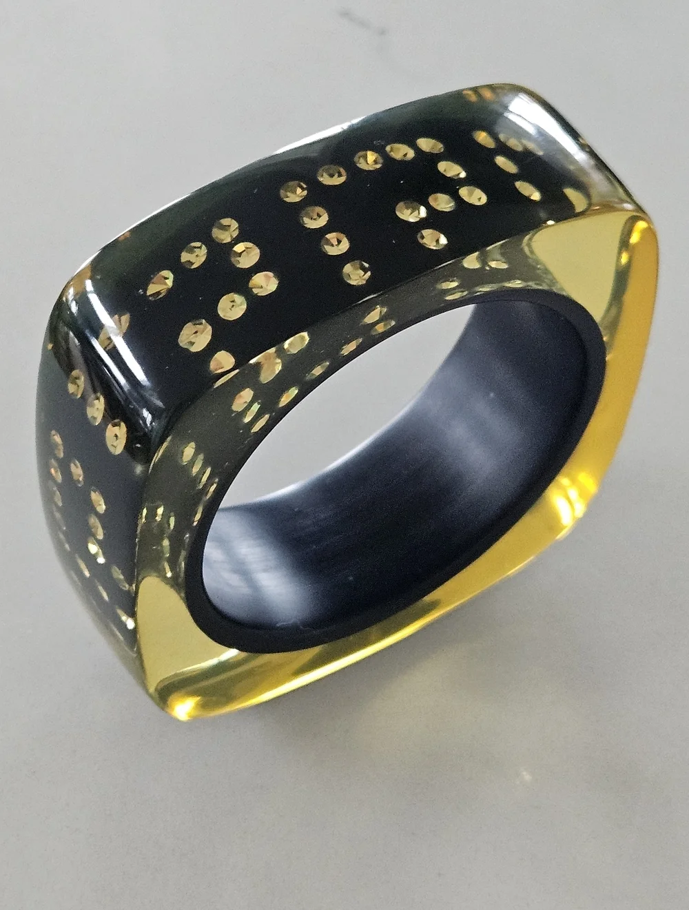 Rare Vintage Luxury Designer Black Yellow Greek Key Lucite Bangle Bracelet - Picture 3 of 14